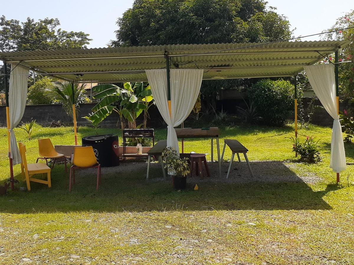 Magica flores Apartamento Cahuita Exterior foto